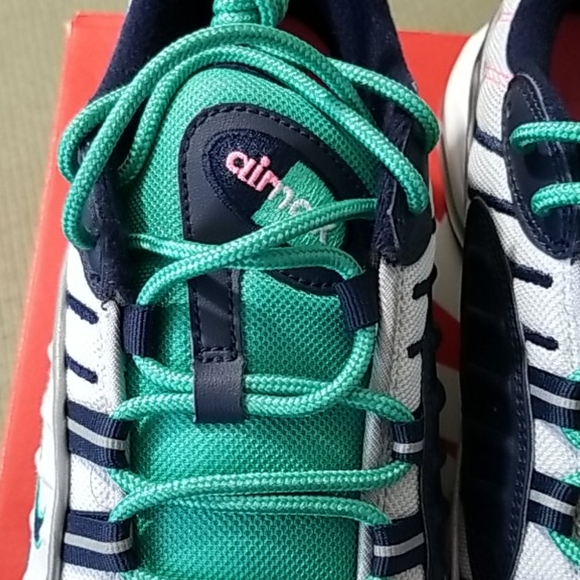 ✔Authentic Nike Air Max 98✔ - Picture 7 of 16